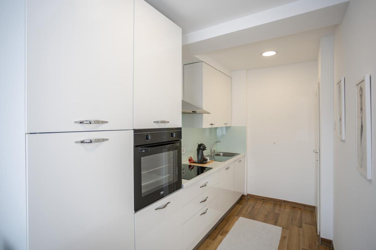 Apartment Sara Belgrado Esterno foto